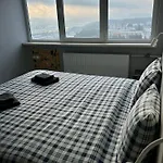 Panoramic View And Free Parking
